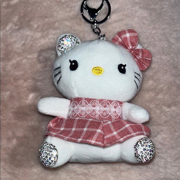 Hello Kitty Pink and White Plush Bag Charm - Picture 1 of 3